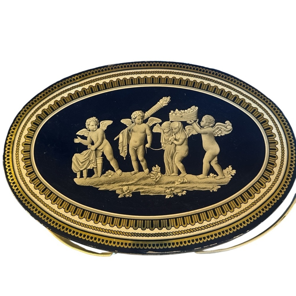 1939’s Vintage Wedgewood Oval 1651/2382 Blue, Cream & Gold Biscuit Tin/ Cherubs - Picture 7 of 13